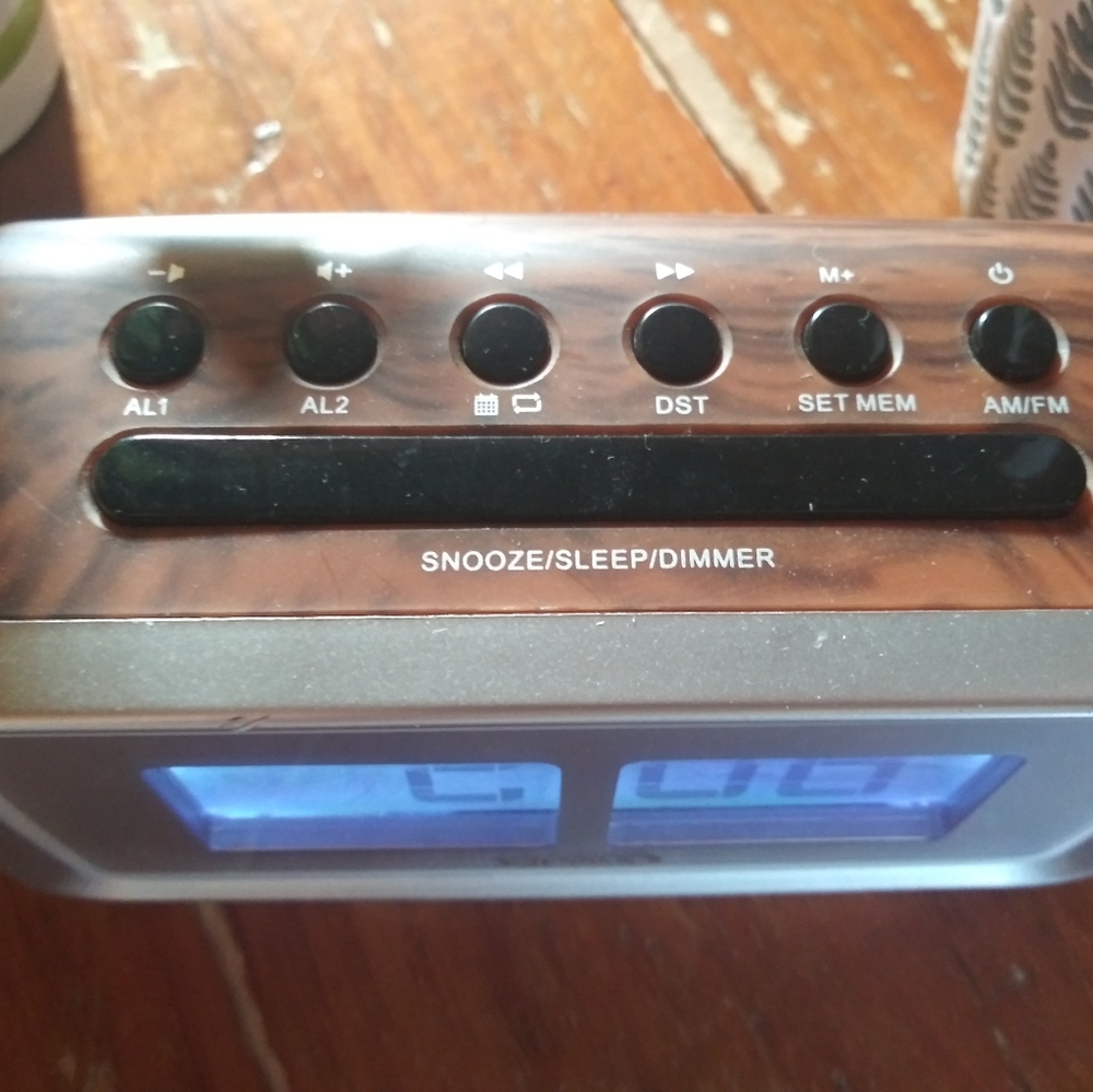 Alarm Clock - Picture 5 of 5